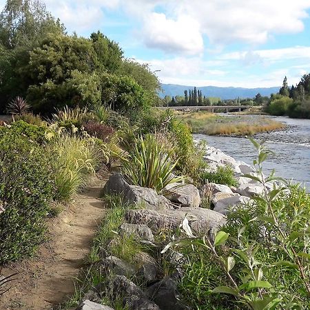 Absolute Riverside Turangi Eksteriør bilde